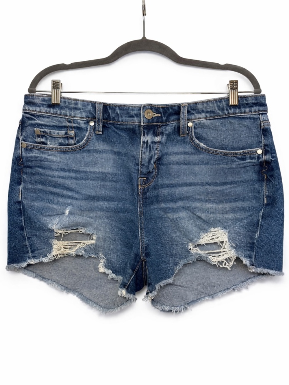 Torrid Distressed Denim Shorts Raw Hem 3” Inseam Size 14 Plus